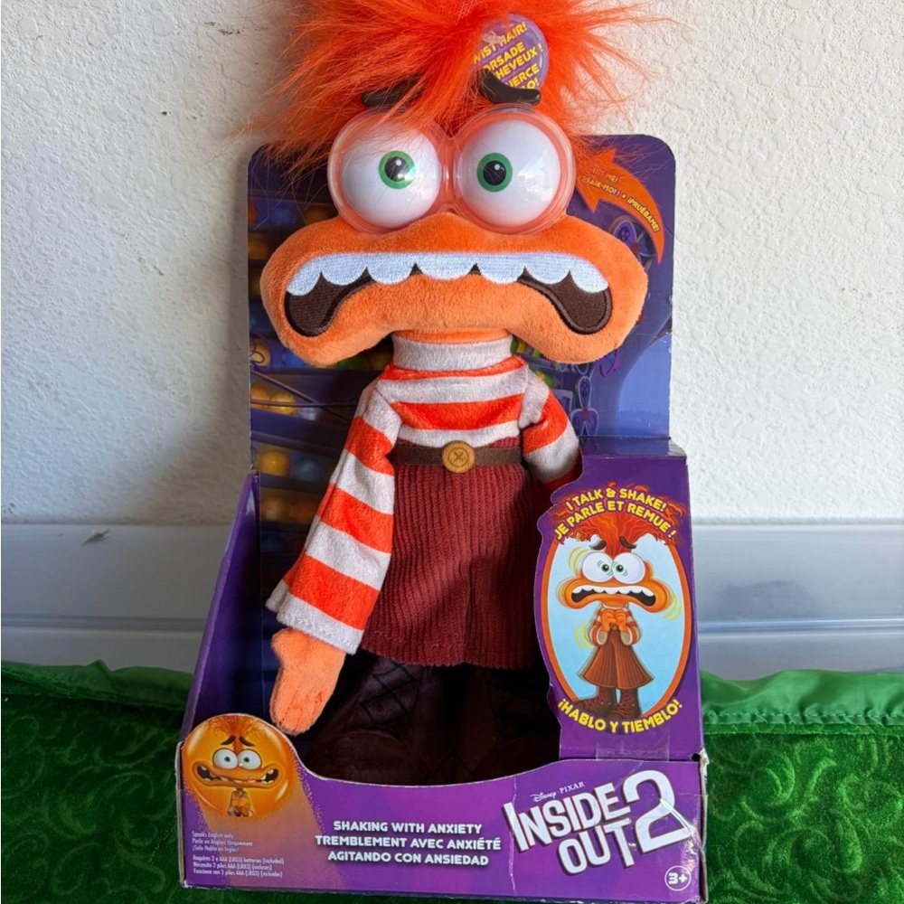 Disney Pixar Inside Out 2 Shaking with Anxiety Feature Plush Kids Toys HTF NEW